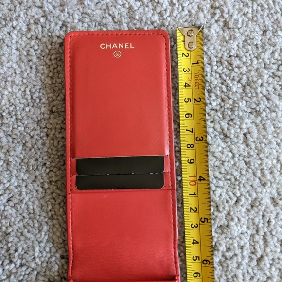 CHANEL Coral Patent Leather 2013-2014 CC Quilted Flap iPhone 5 Case - Picture 5 of 6